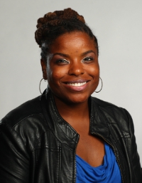 Tribune columnist Lolly Bowean photographed at Tribune's studio in Chicago on Monday, Sept. 22, 2014. (Zbigniew Bzdak/Chicago Tribune)